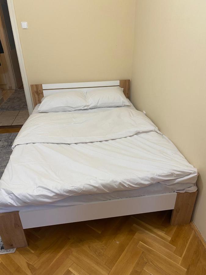 Oeguenc'S Apartment Szeged Luaran gambar